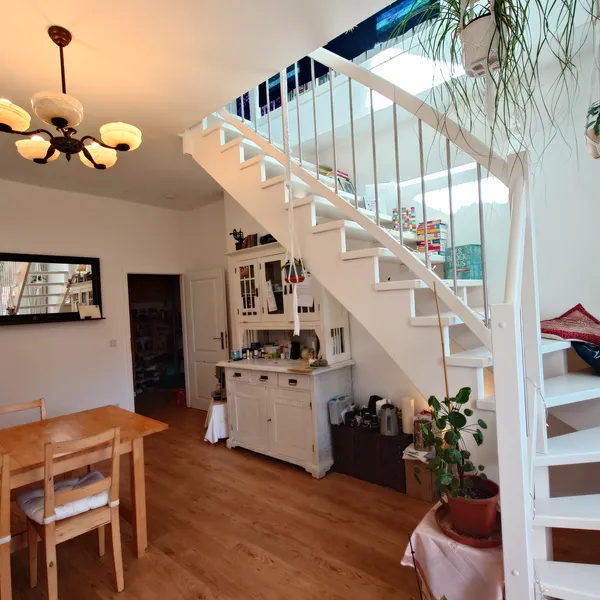 Schöne Wohnung mit Charakter für 6 Monate zu vermieten — photo 1